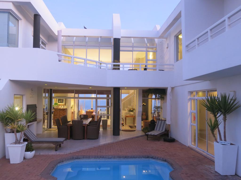 Beaumonte Guesthouse Hermanus Extérieur photo
