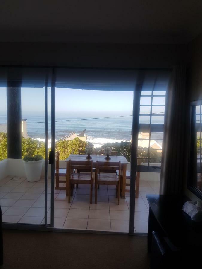 Beaumonte Guesthouse Hermanus Extérieur photo