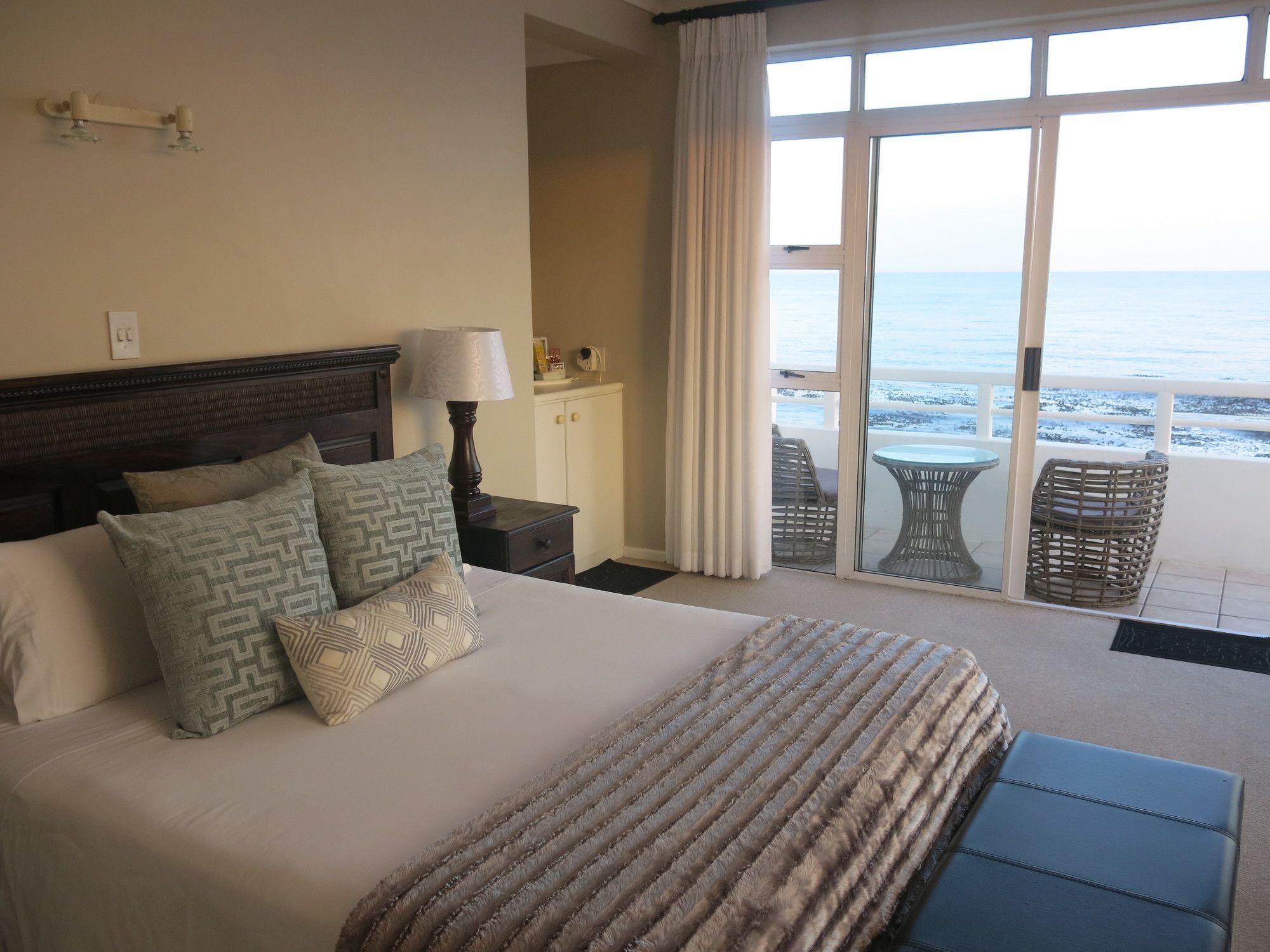 Beaumonte Guesthouse Hermanus Extérieur photo